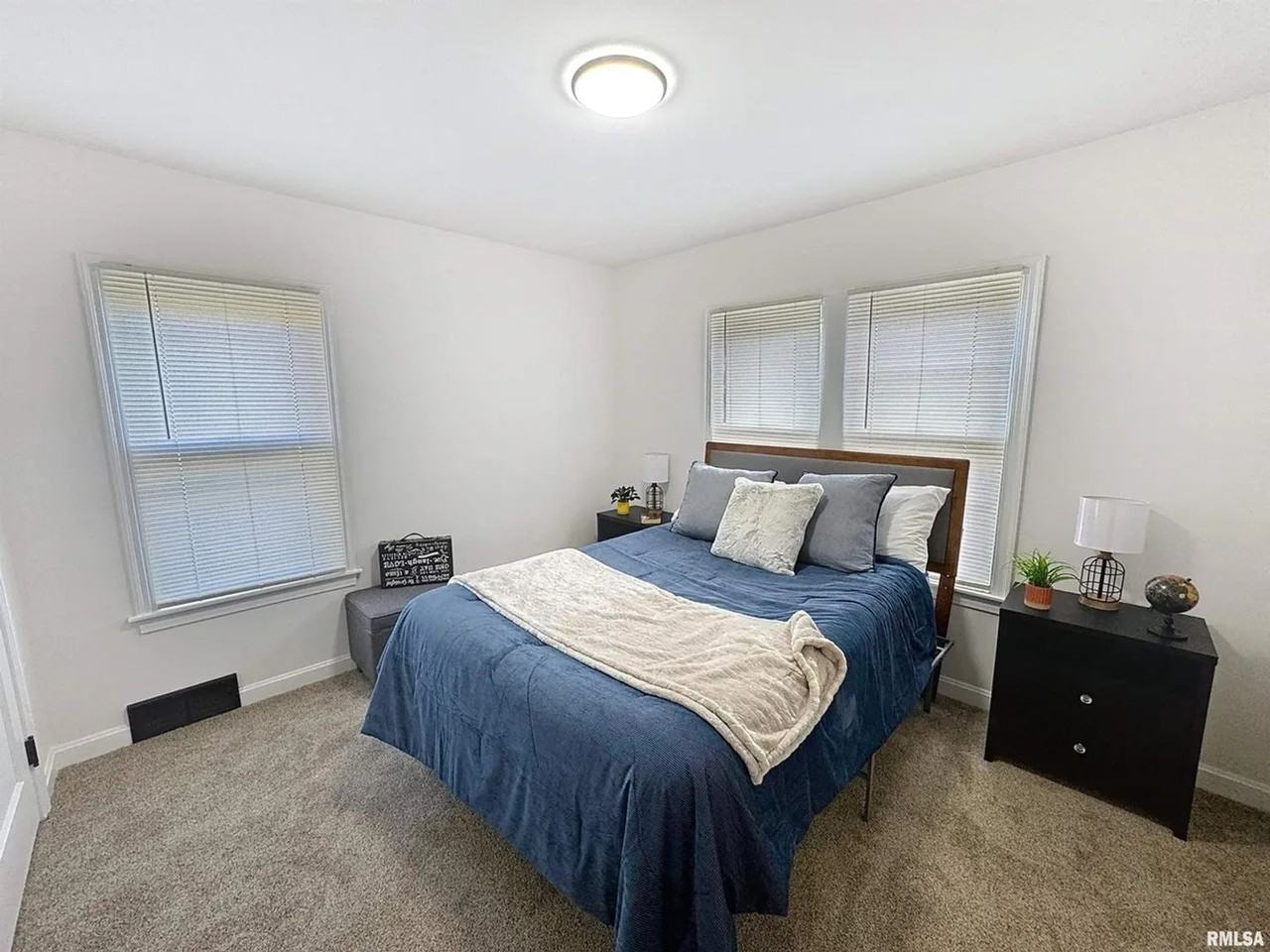 2350 38th St - Photo 6 of 23