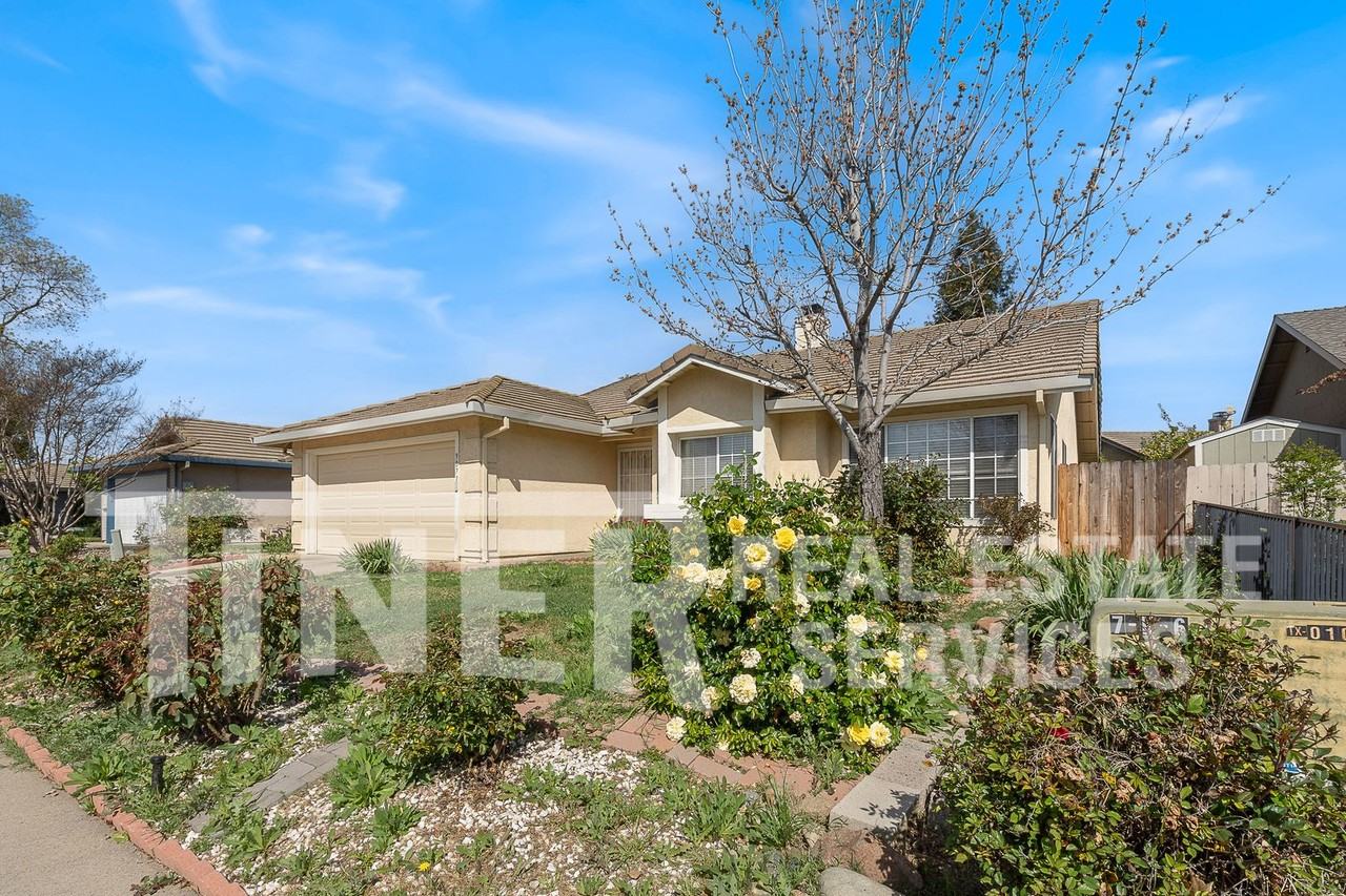 9071 Brevard Dr - Photo 6 of 22