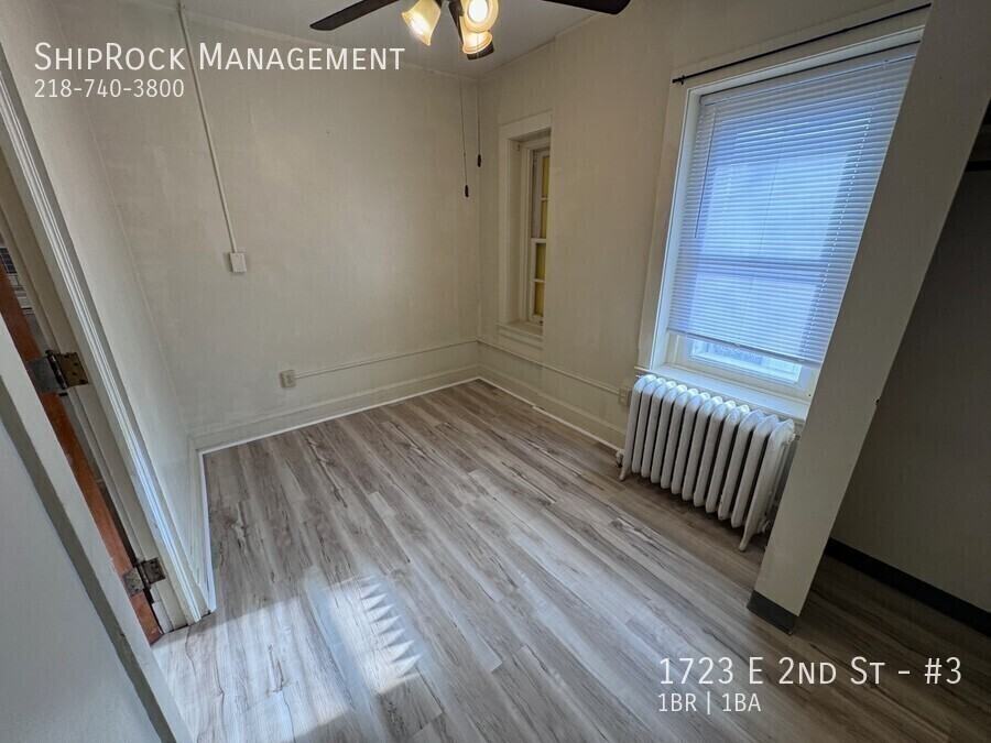 1723 E 2nd St #3 - Photo 7 of 11