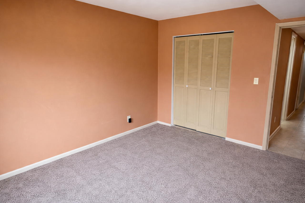 3551 S Lynn St - Photo 7 of 14