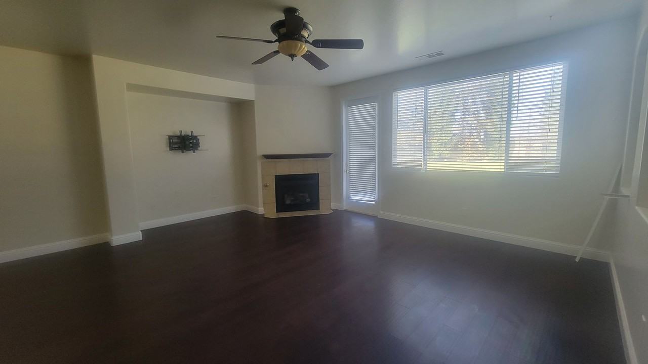 11226 Vista De Cally Dr - Photo 4 of 18