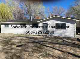 featured image of 110 E Oak St