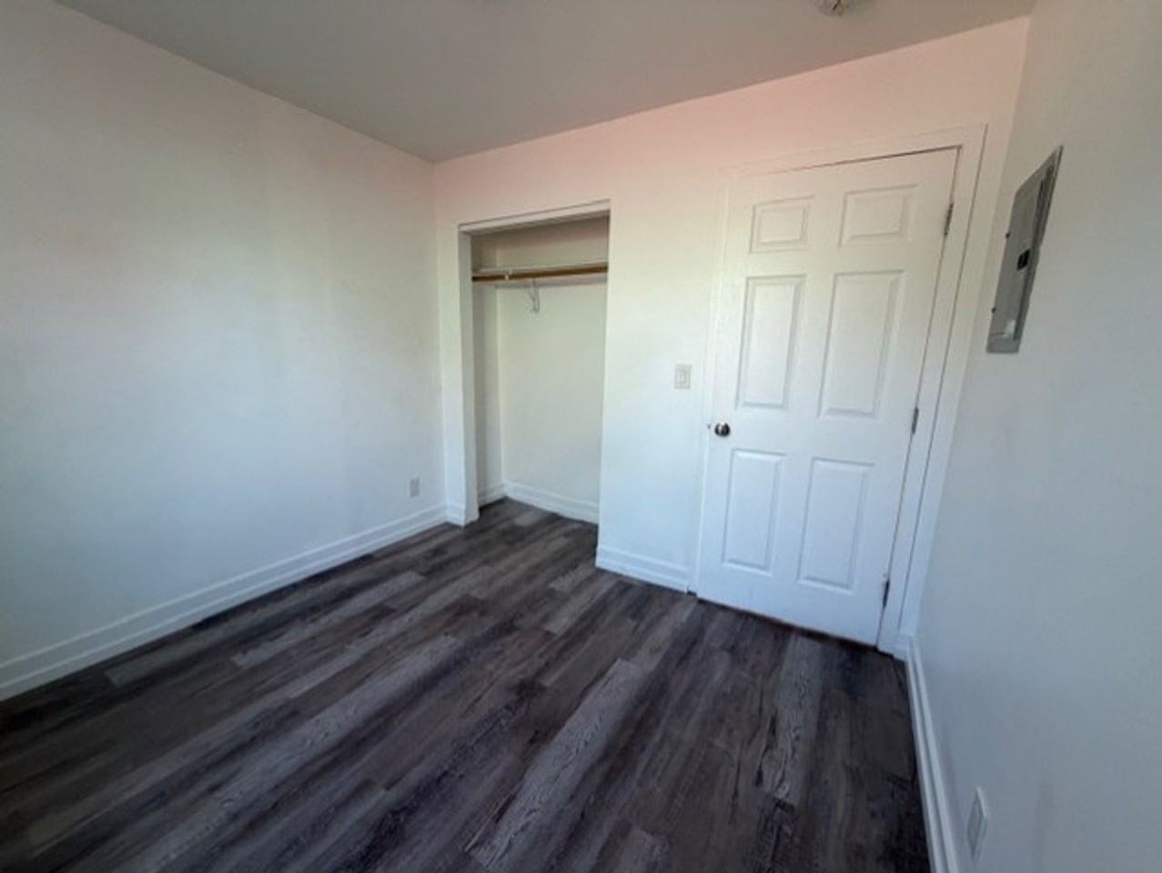 3320 W 66th St - Photo 7 of 8