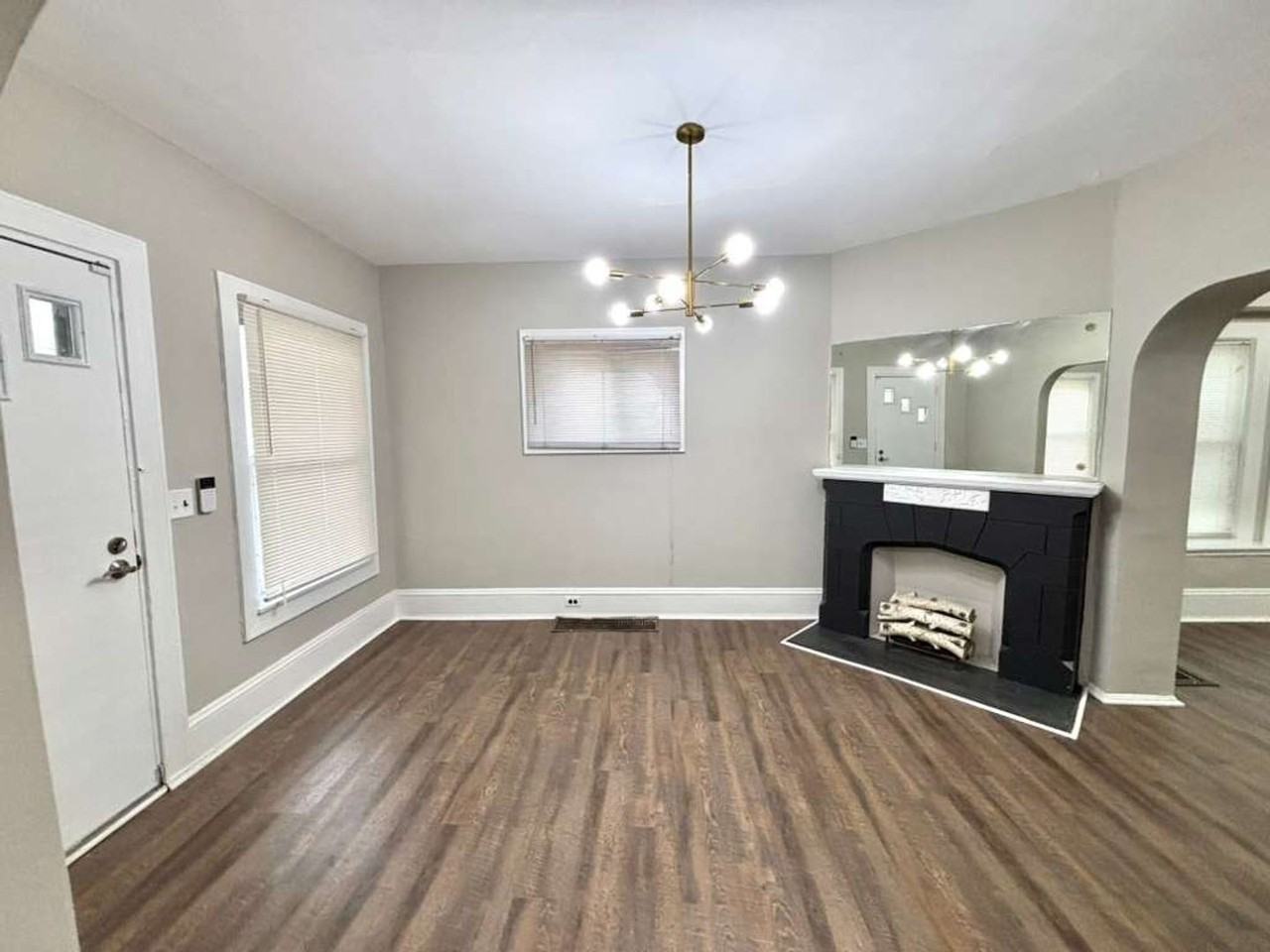 6407 Dibble Ave - Photo 4 of 29