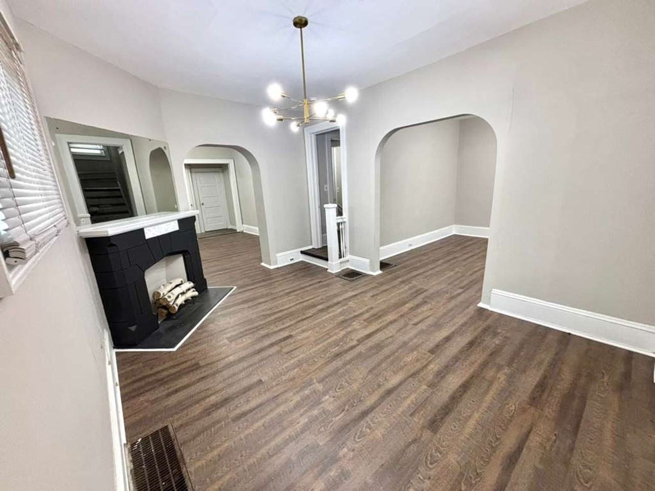 6407 Dibble Ave - Photo 5 of 29