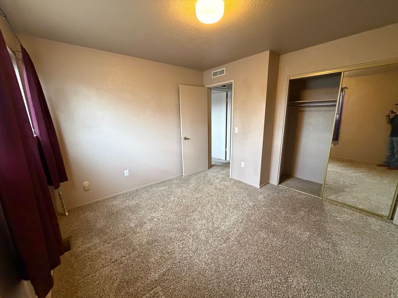 2914 Millice Ave - Photo 6 of 13