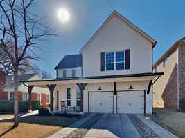 featured image of 3933 Linden Ave