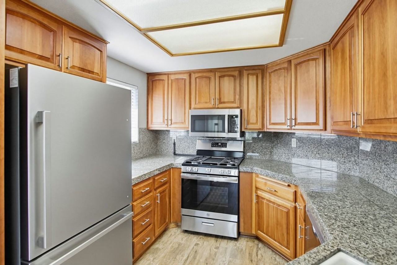 1171 Bitterbush Ln - Photo 5 of 50