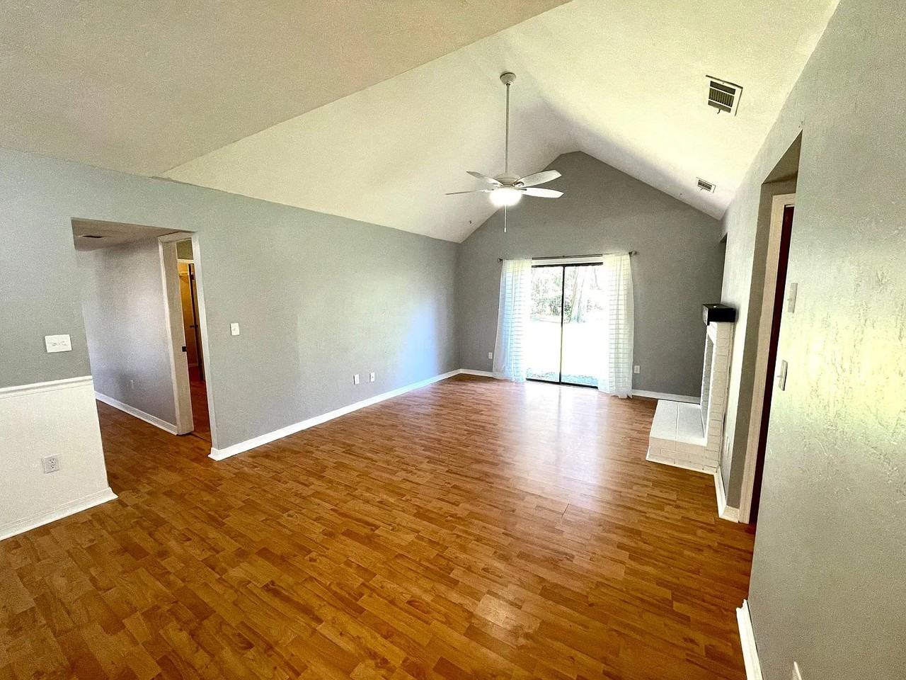 4211 Nw 19th St #NA - Photo 5 of 19