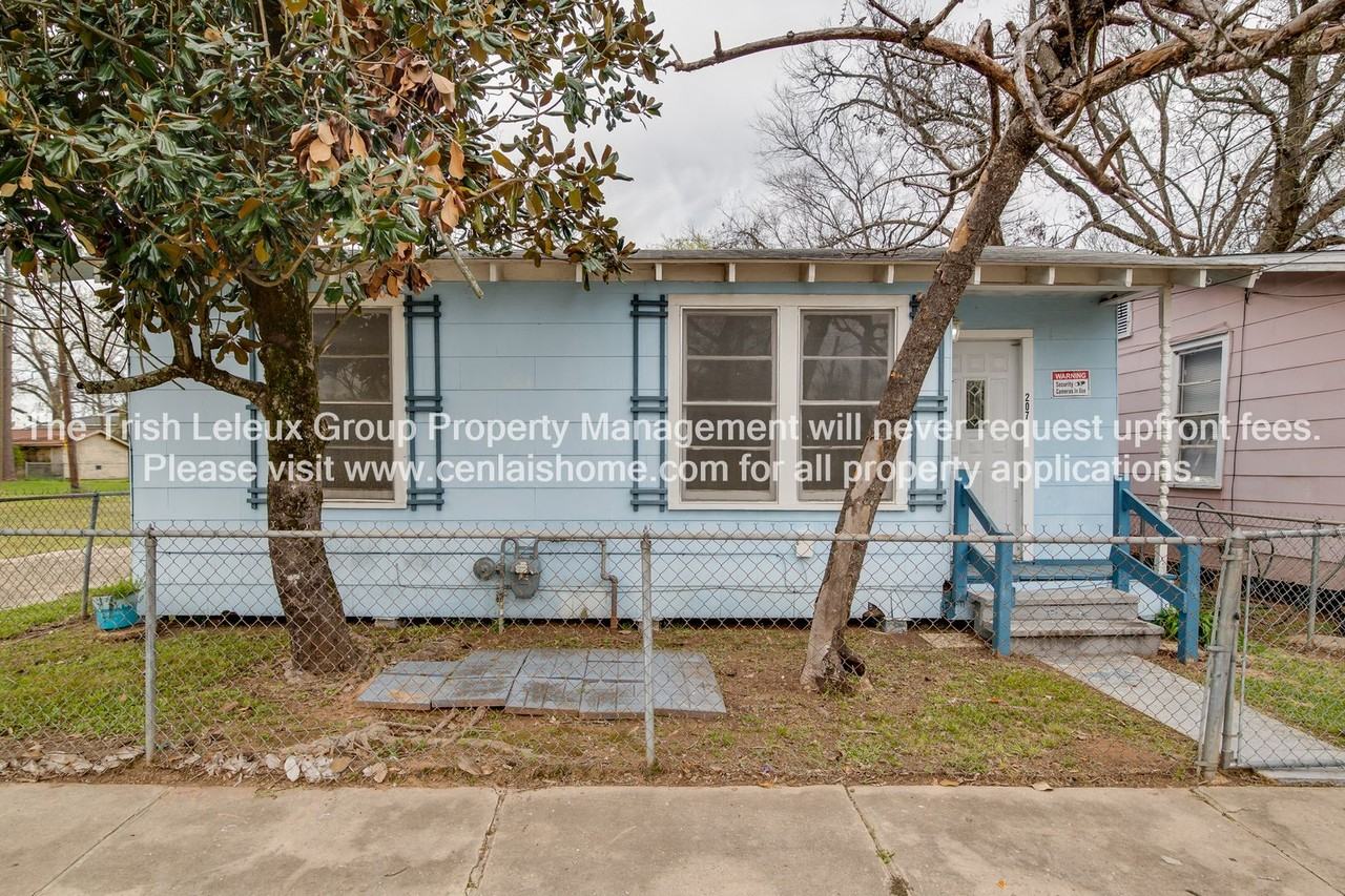 207 Lakeview St - Photo 3 of 11