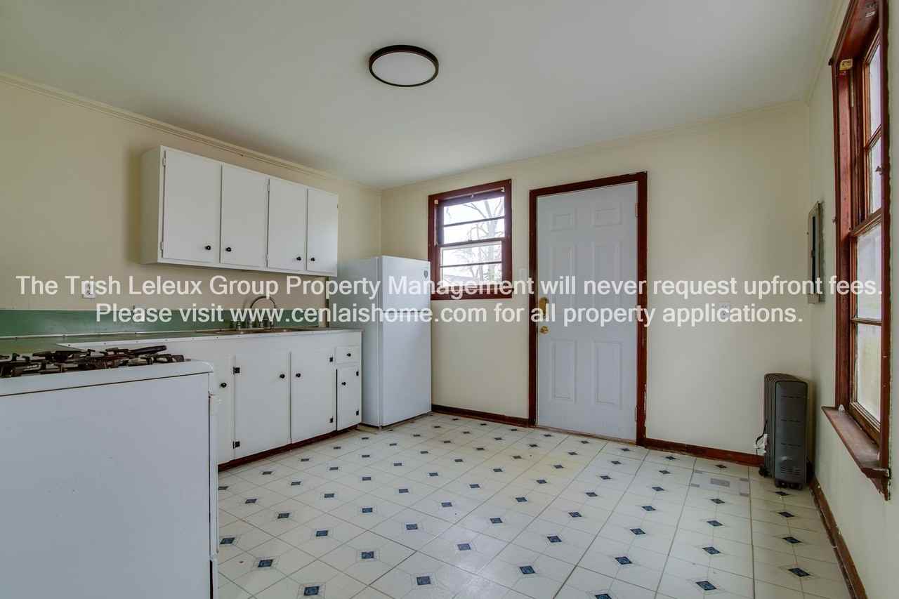 207 Lakeview St - Photo 5 of 11