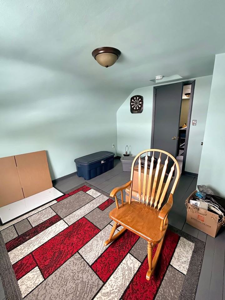 7230 Noblestown Rd - Photo 2 of 50