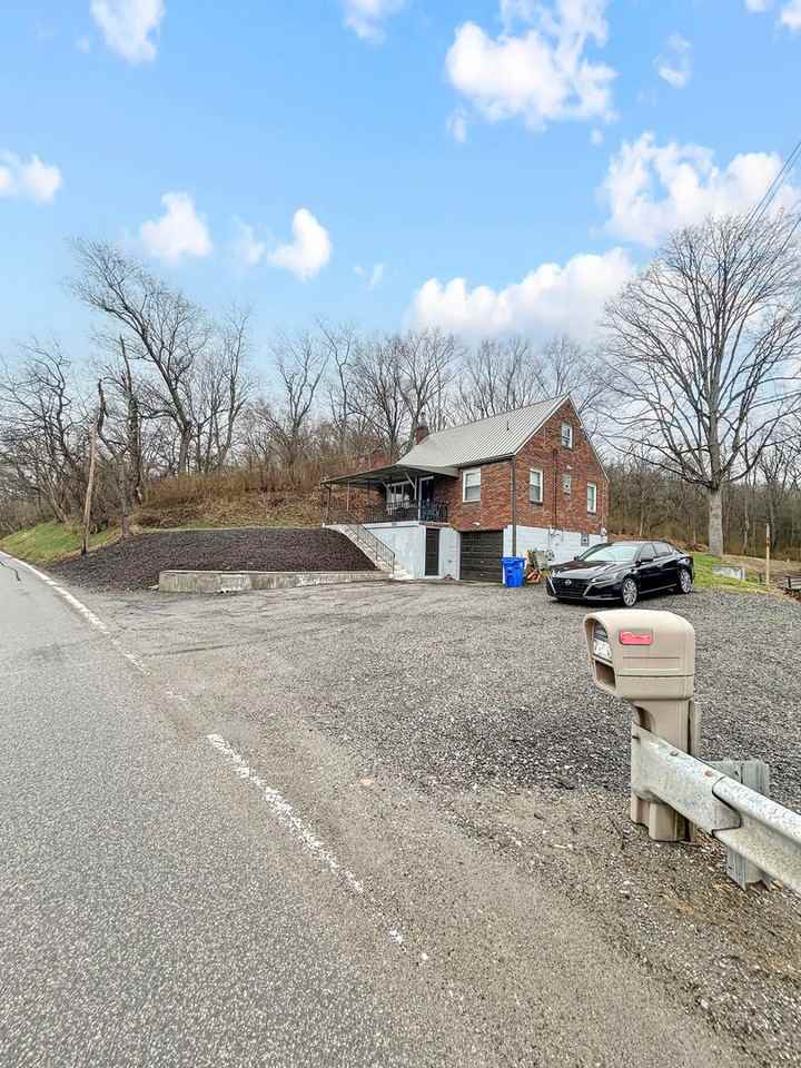 7230 Noblestown Rd - Photo 3 of 50