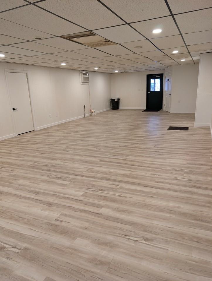 137 S Main St #NA - Photo 6 of 16