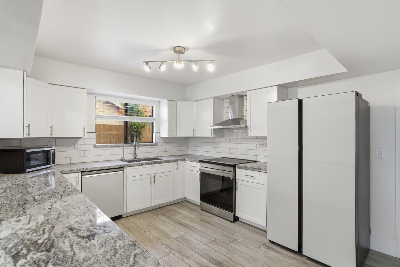 11299 E Jenan Dr #NA - Photo 5 of 31