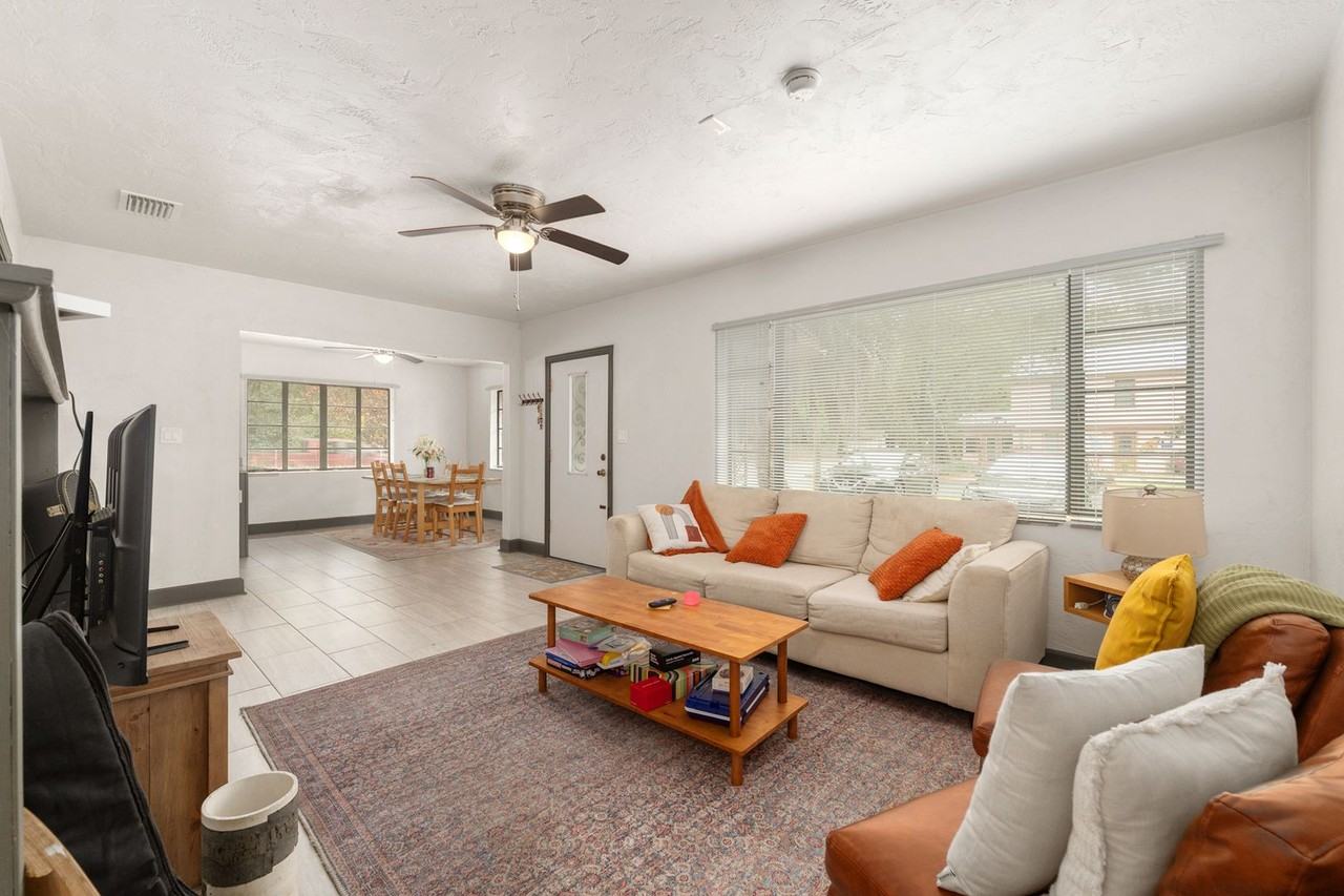 5 Nw 26th St - Photo 2 of 23