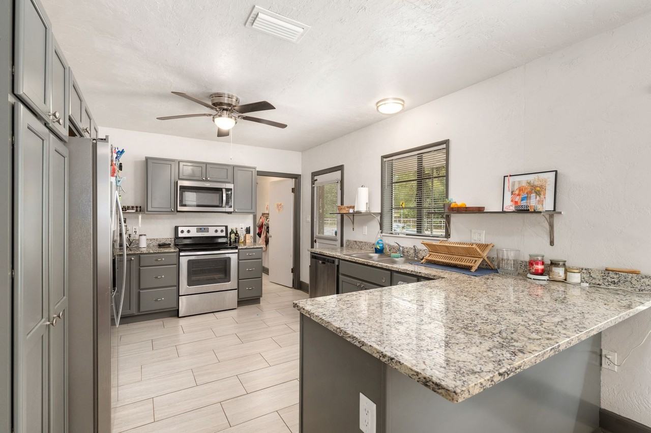 5 Nw 26th St - Photo 6 of 23