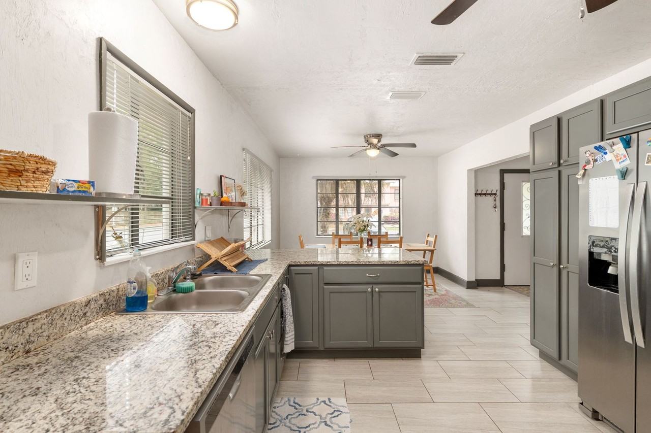 5 Nw 26th St - Photo 7 of 23