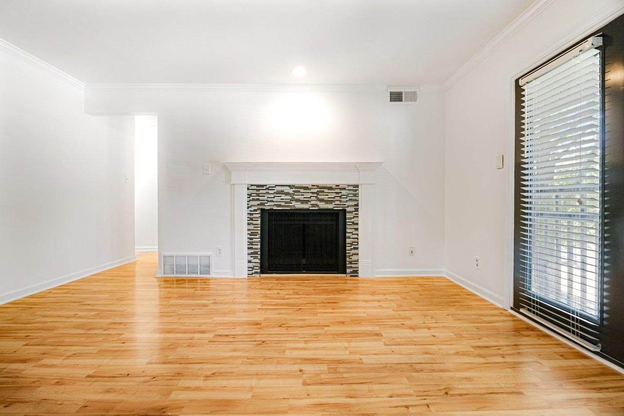 1847 Gray Ridge Cv #2 - Photo 2 of 26