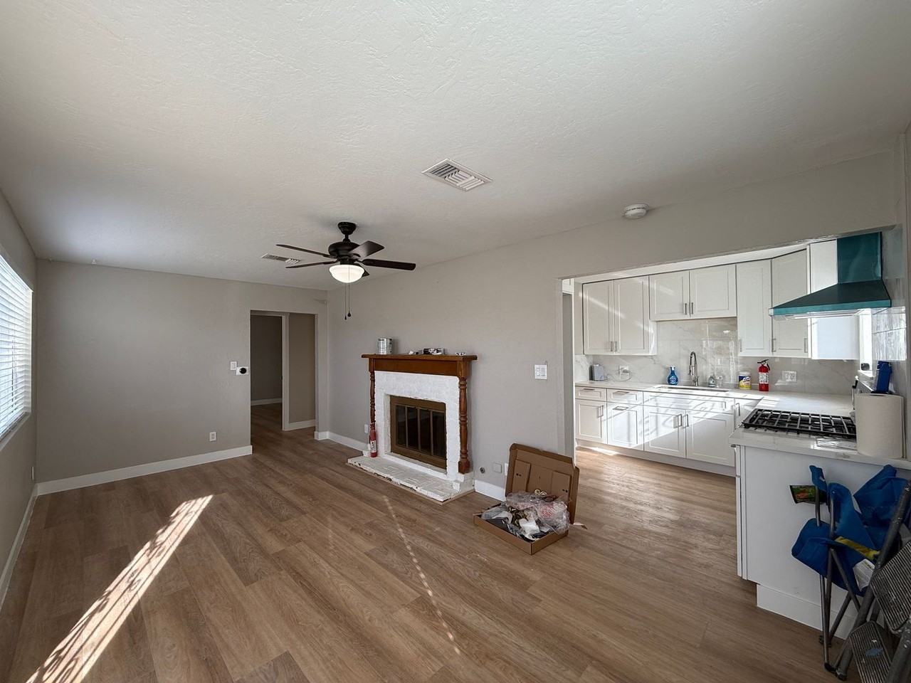 711 E Avenue K4 - Photo 4 of 15