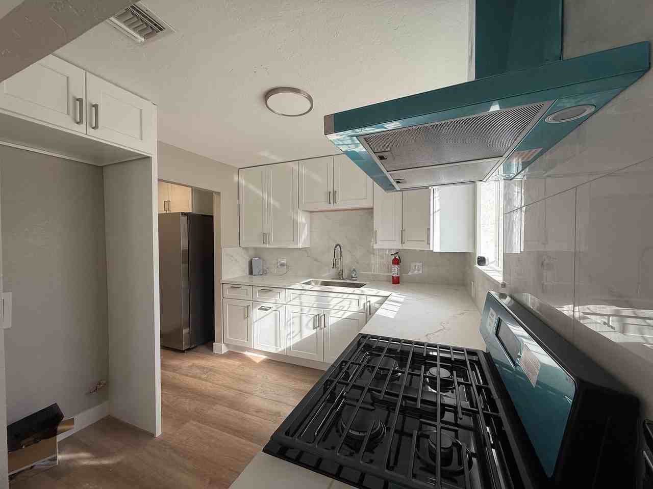 711 E Avenue K4 - Photo 5 of 15