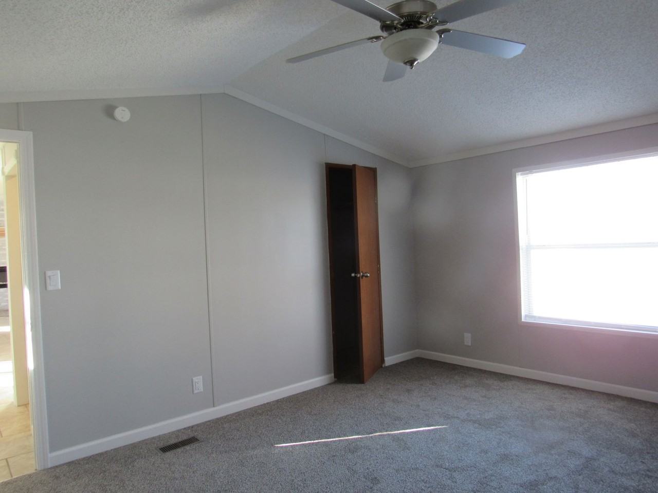 2680 Sunset Blvd - Photo 7 of 17