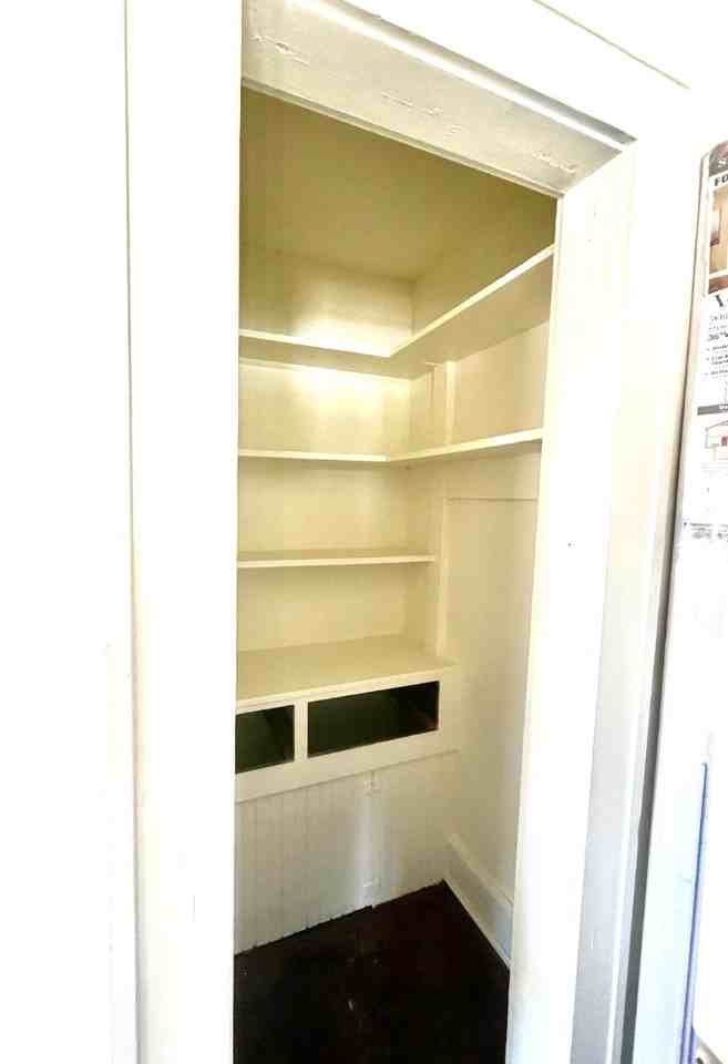 1044 9th Ave N #1044 - Photo 3 of 9