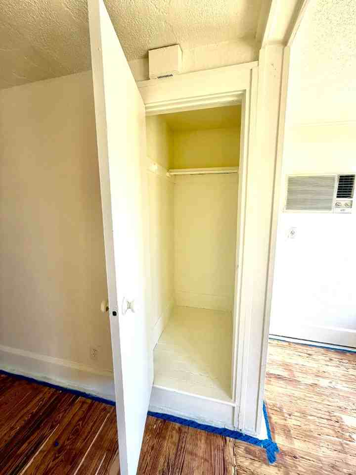 1044 9th Ave N #1044 - Photo 7 of 9