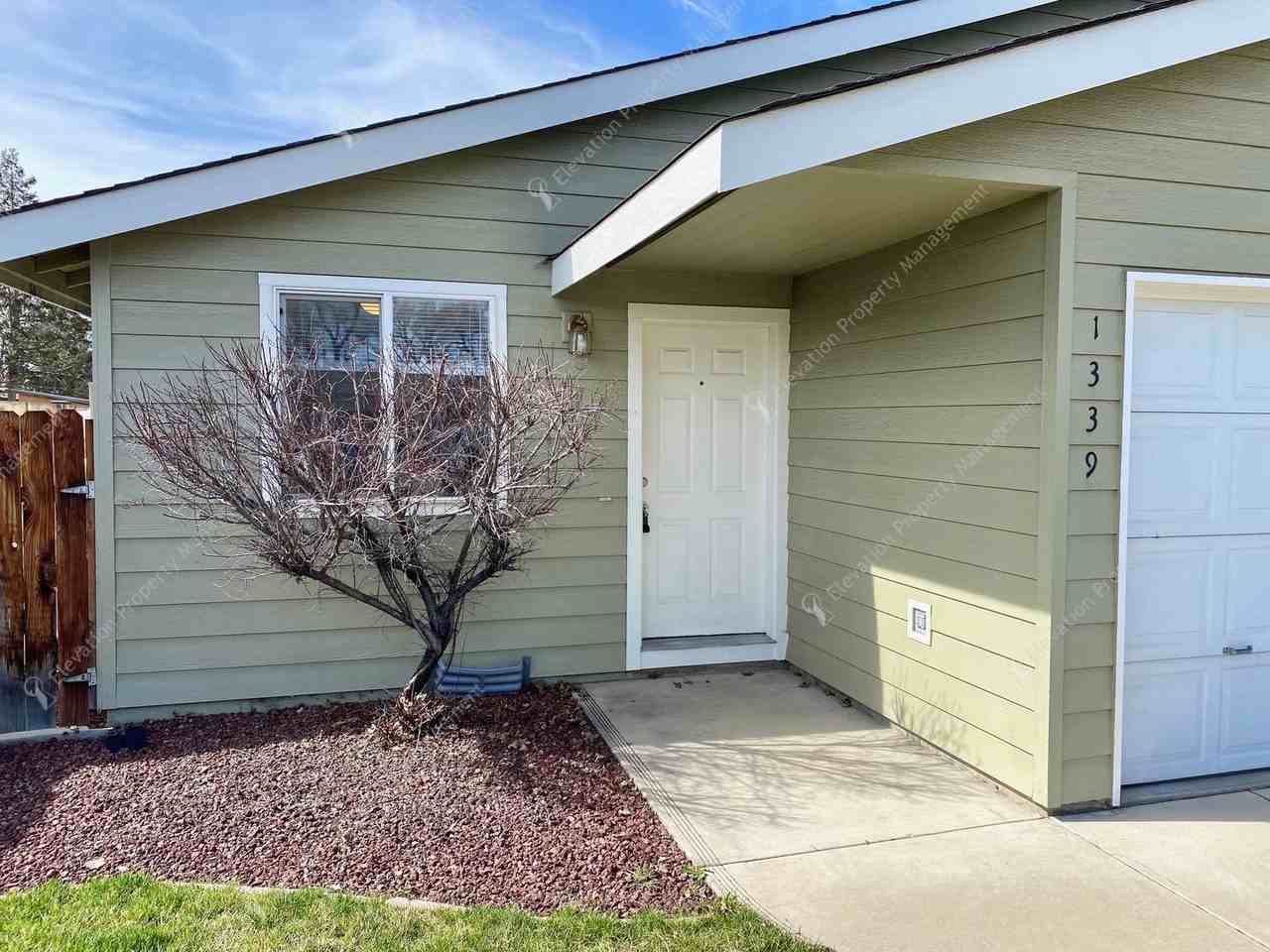 1339 Sw 16th St - Photo 2 of 23