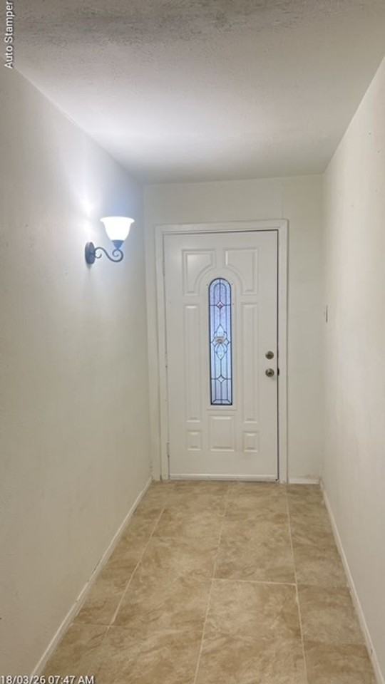 609 Live Oak Dr - Photo 3 of 30