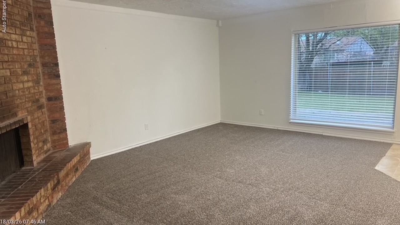 609 Live Oak Dr - Photo 7 of 30