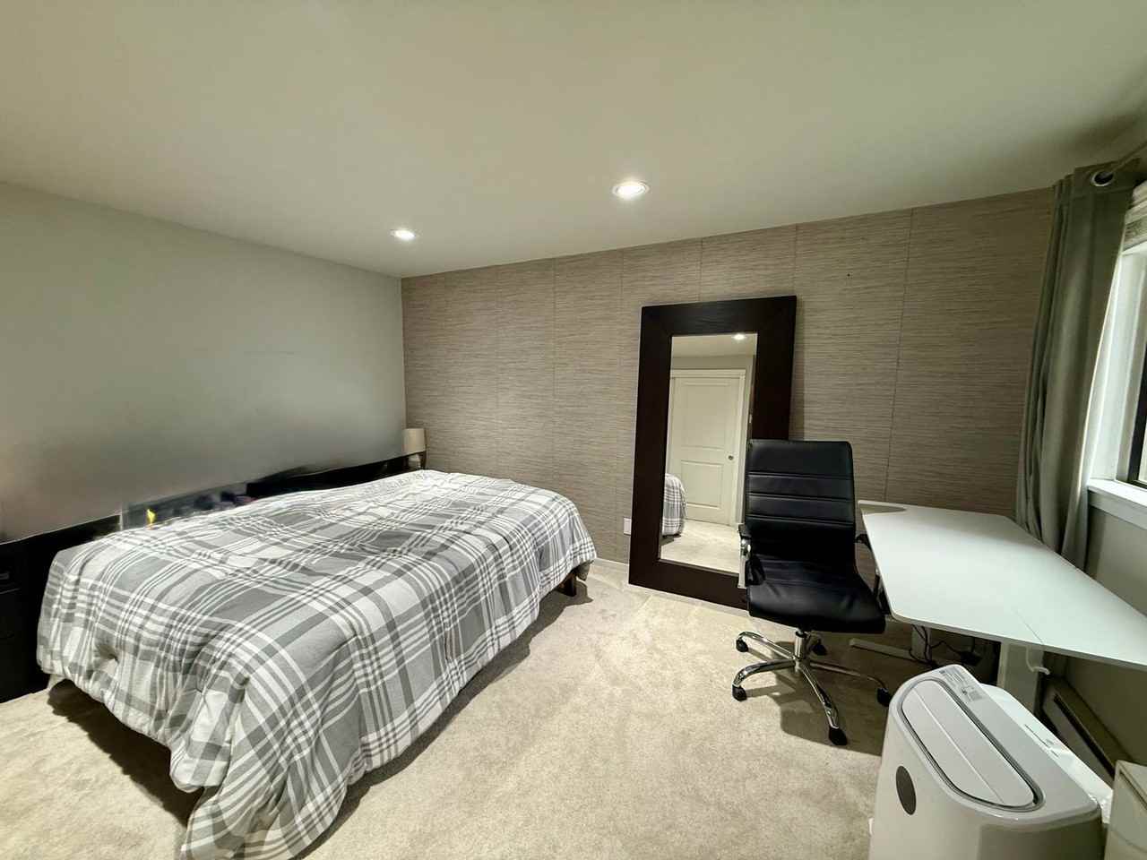 916 3rd Ave #A204 - Photo 6 of 17