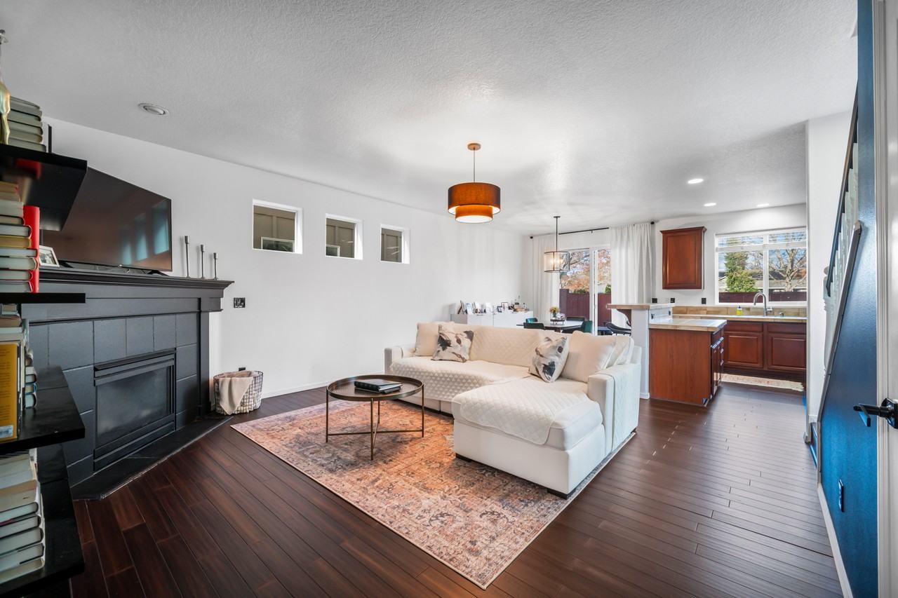 4787 Se Sandalwood St #NA - Photo 4 of 8