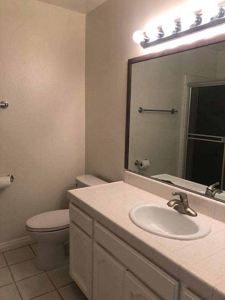 17200 Newhope St #313 - Photo 4 of 13
