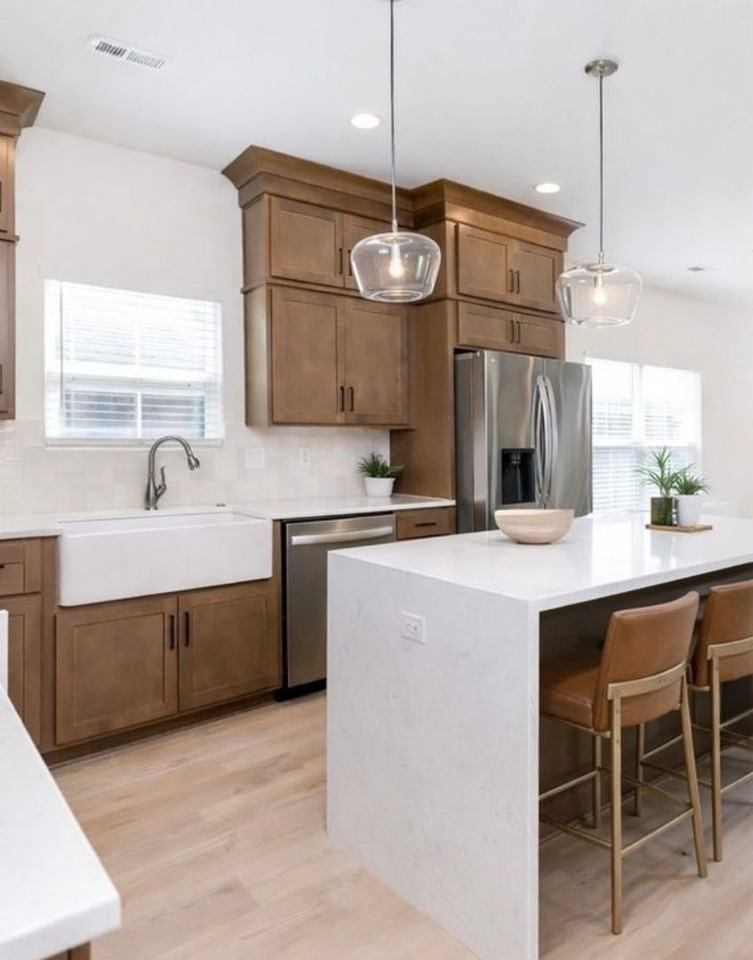 719 E Chestnut St - Photo 6 of 22