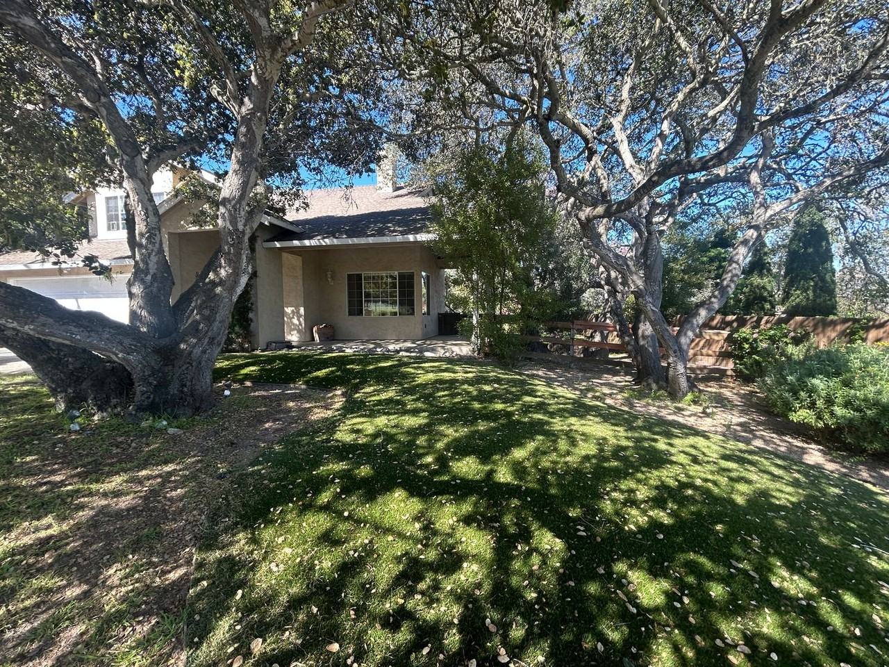 142 Pine Canyon Rd - Photo 4 of 40