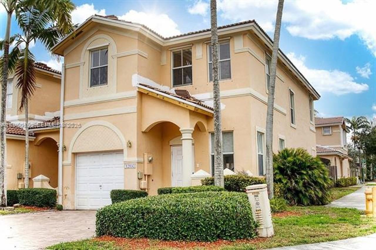 12193 12193 SW 124th Ct th 12193 - Photo 2 of 45