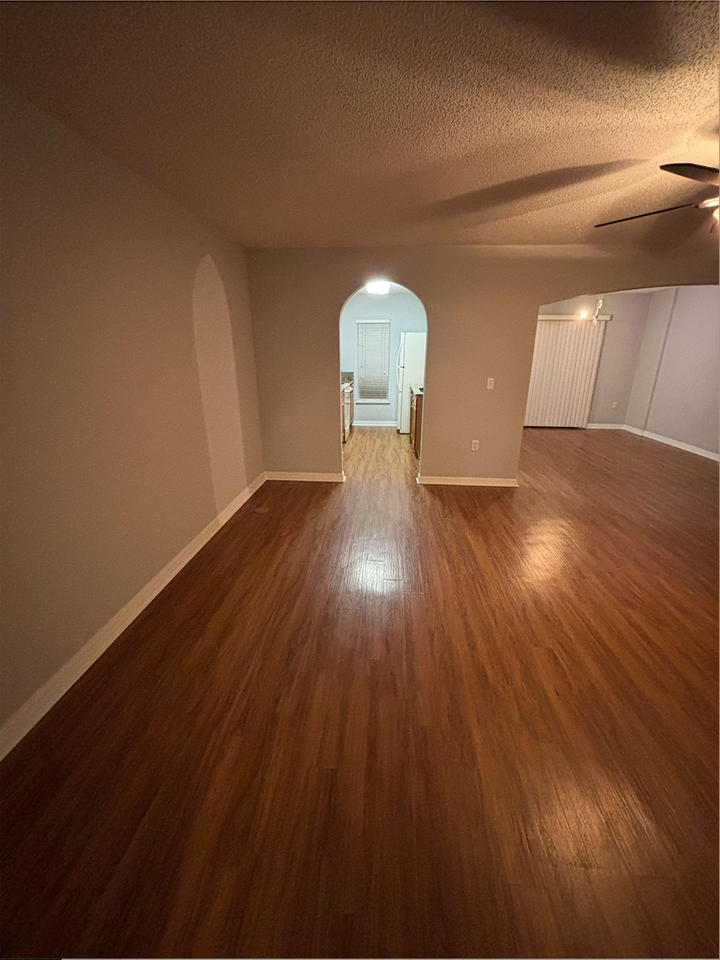 4679 Ashburn Square Dr - Photo 4 of 24