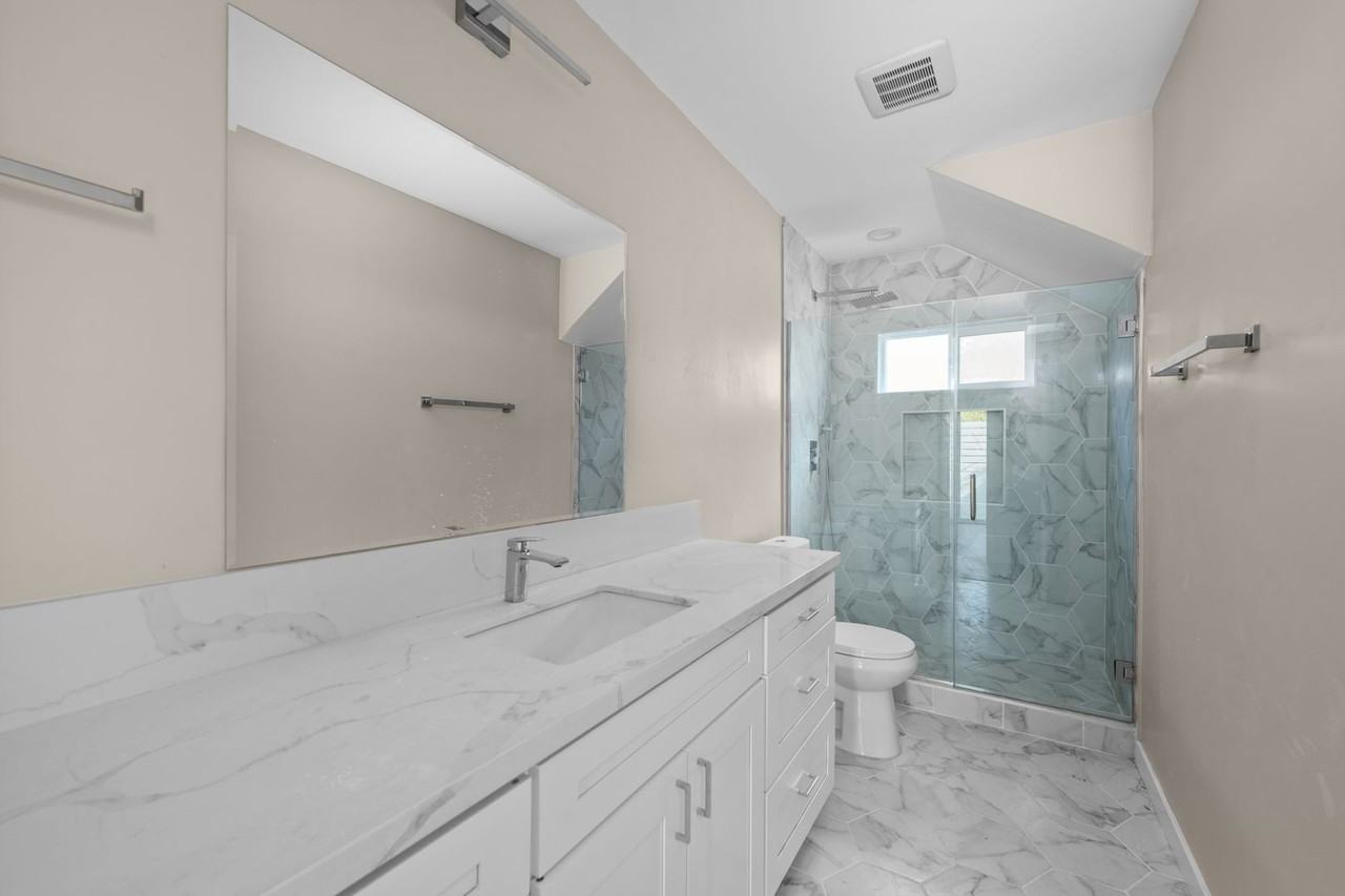 4924 Tierra Baja Way - Photo 7 of 22