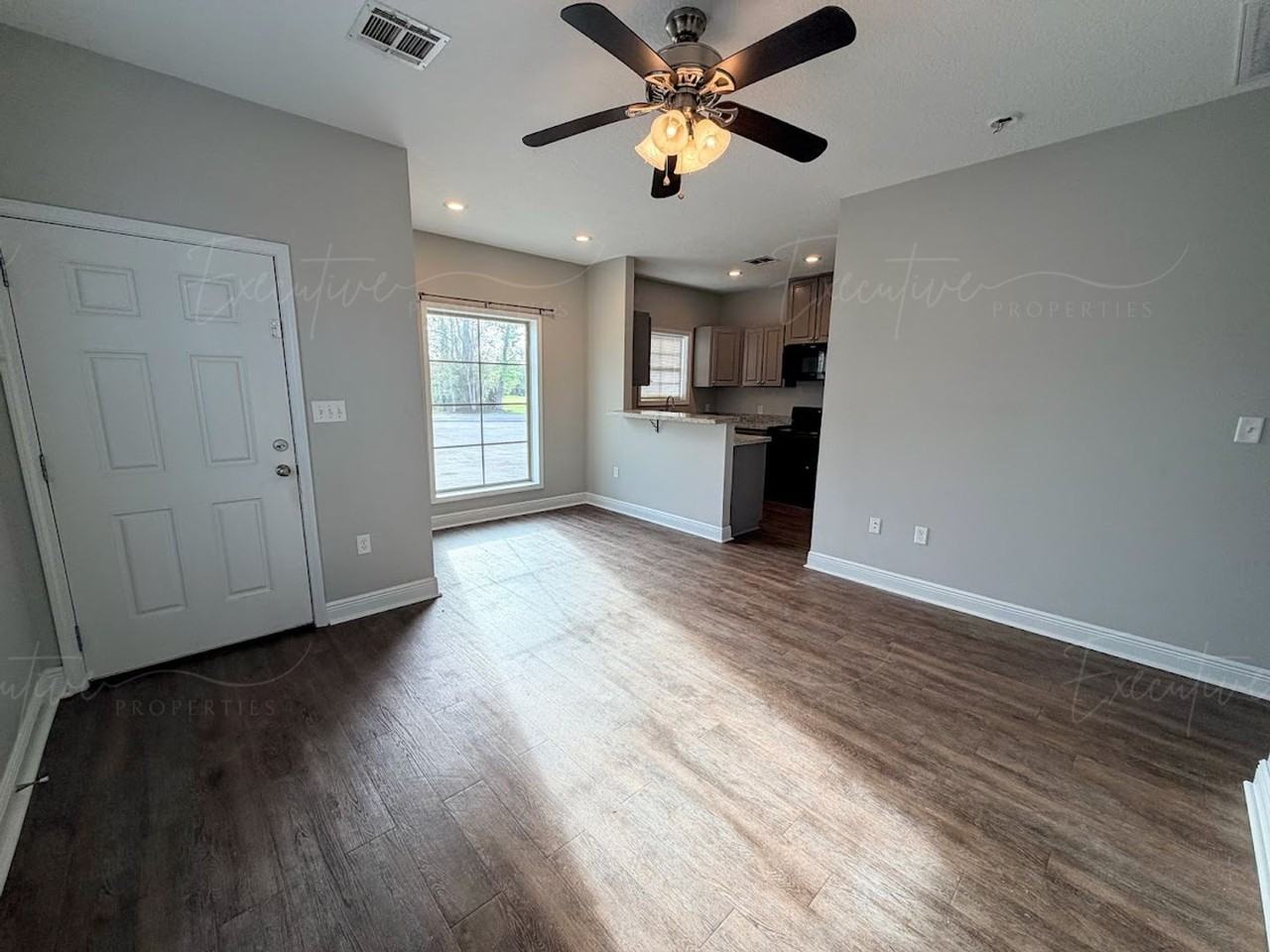 2743 Smith Ferry Rd - Photo 4 of 21