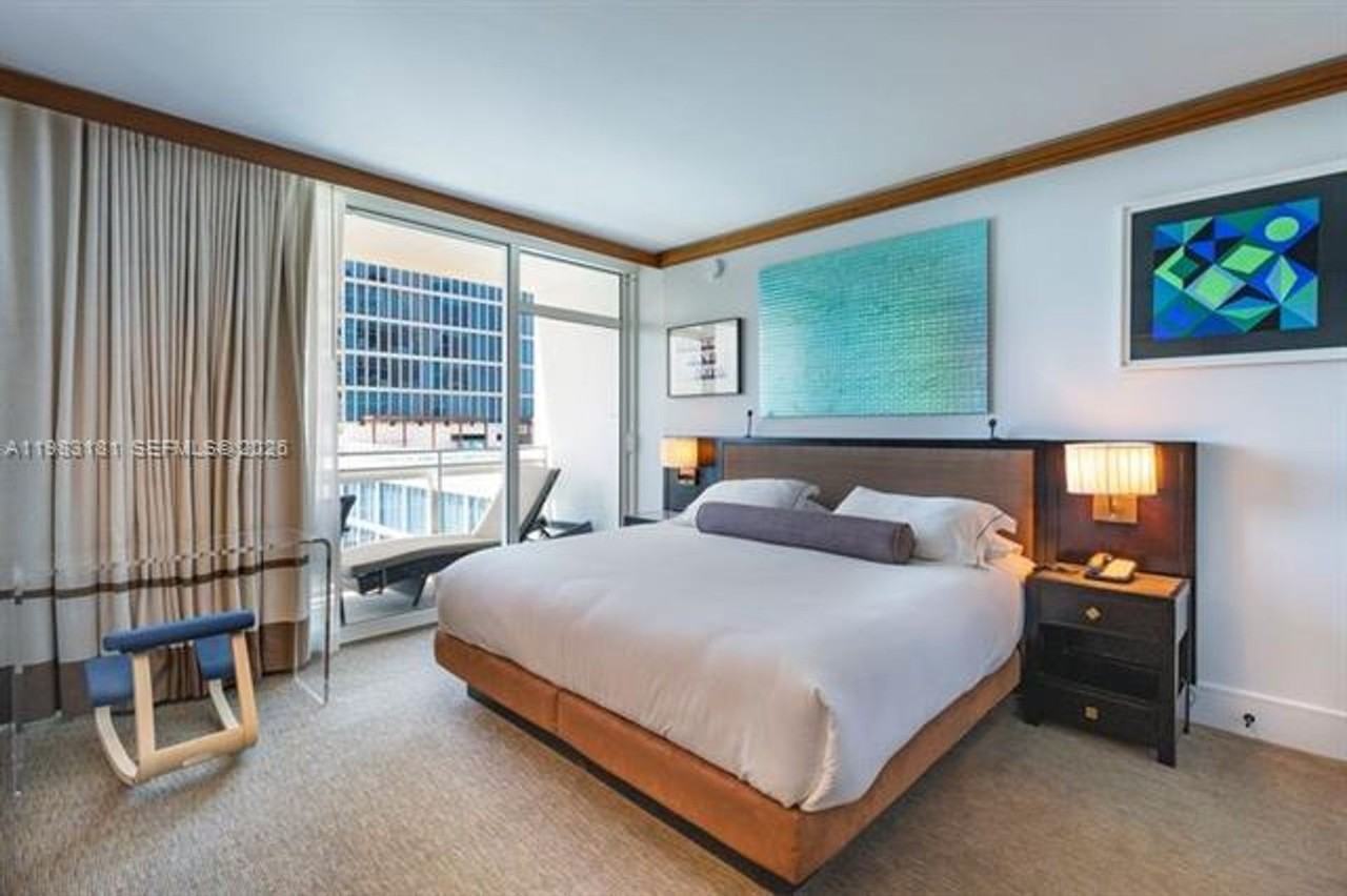 6801 6801 Collins Ave appt 610 Door #612 - Photo 4 of 32