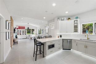 1166 1166 SW 158th Way th 4-6 #6 - Photo 1 of 1