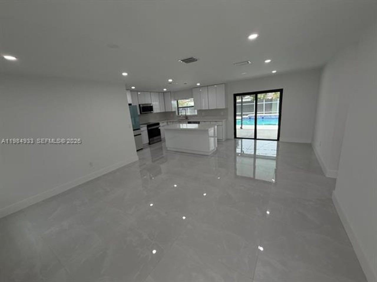 21052 Sw 97th Pl - Photo 2 of 14