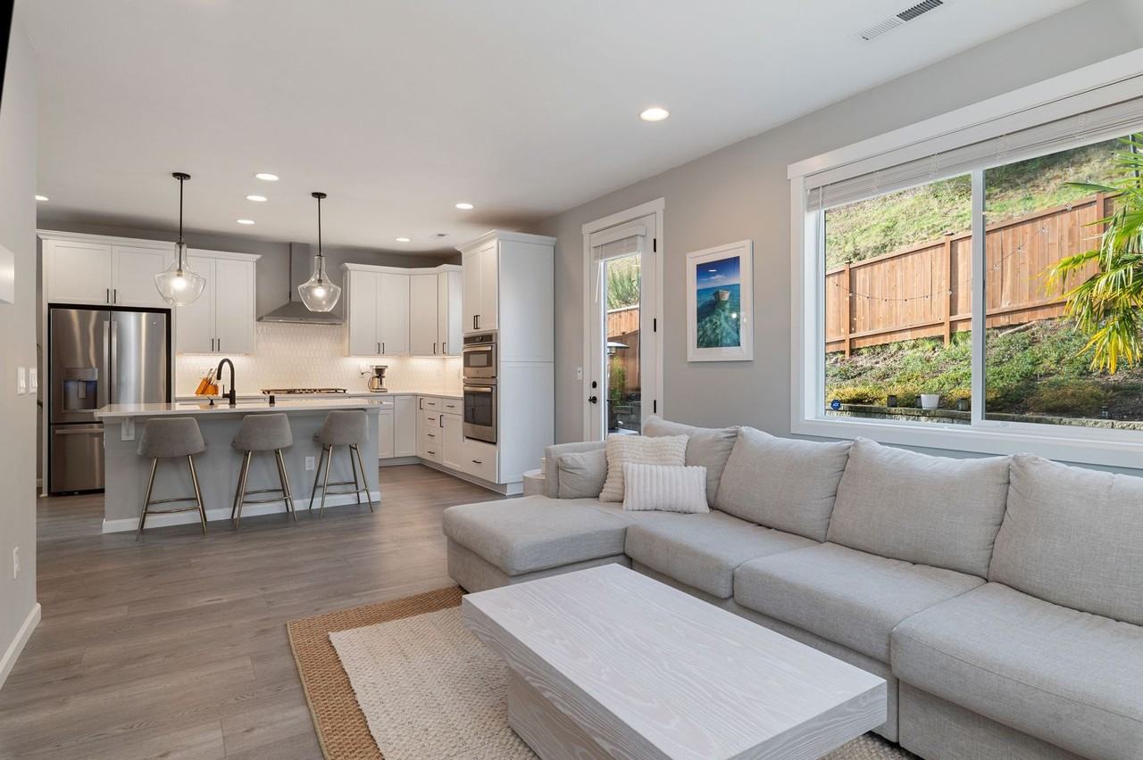 9684 Prospect Pl - Photo 6 of 22