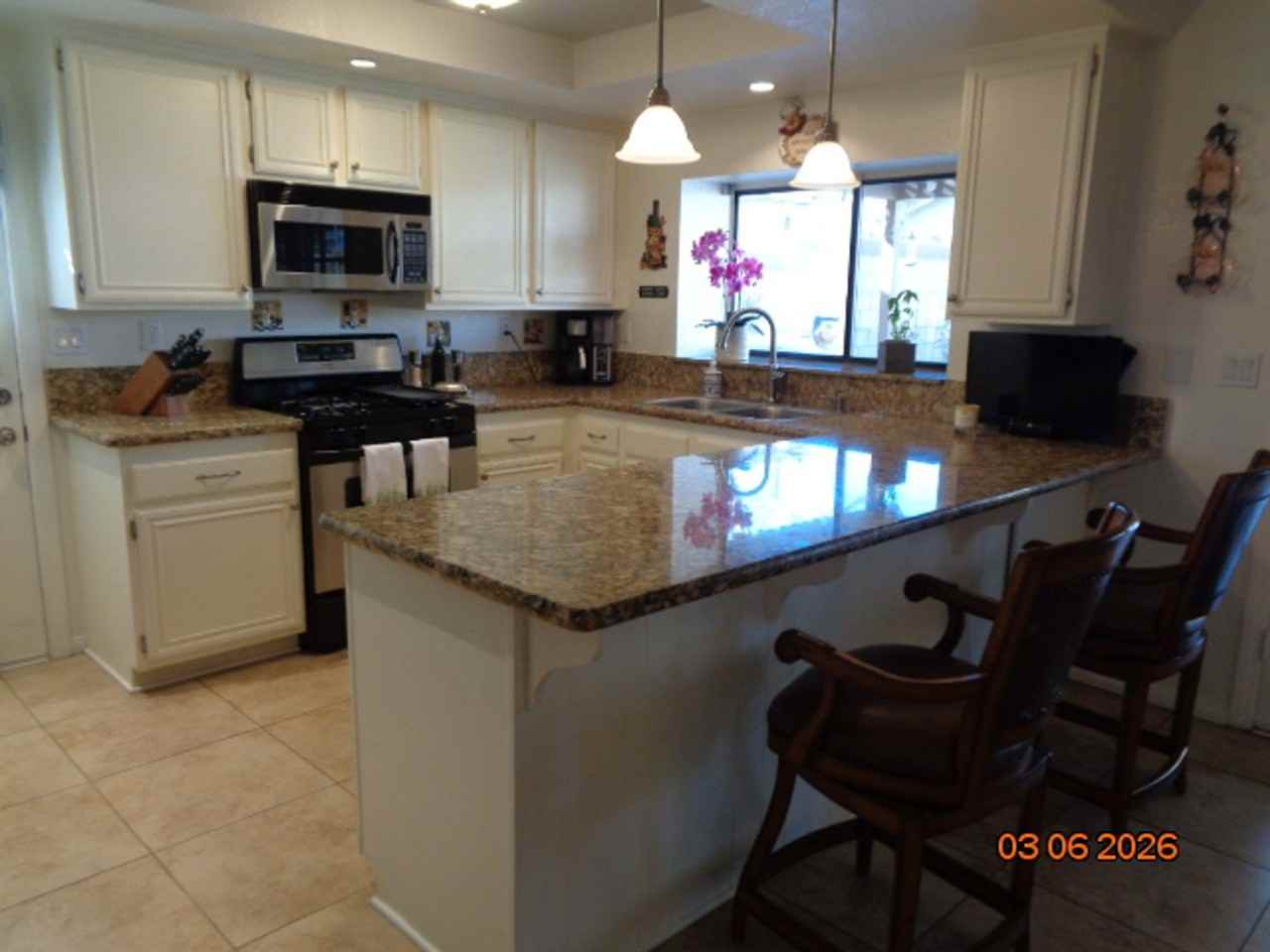 43043 Flag St - Photo 7 of 24