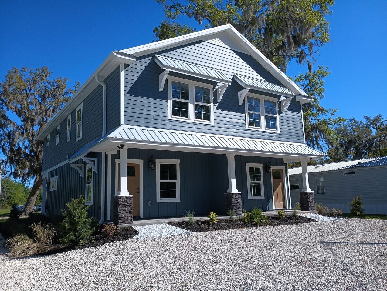 206 W Fox St #NA - Photo 2 of 36