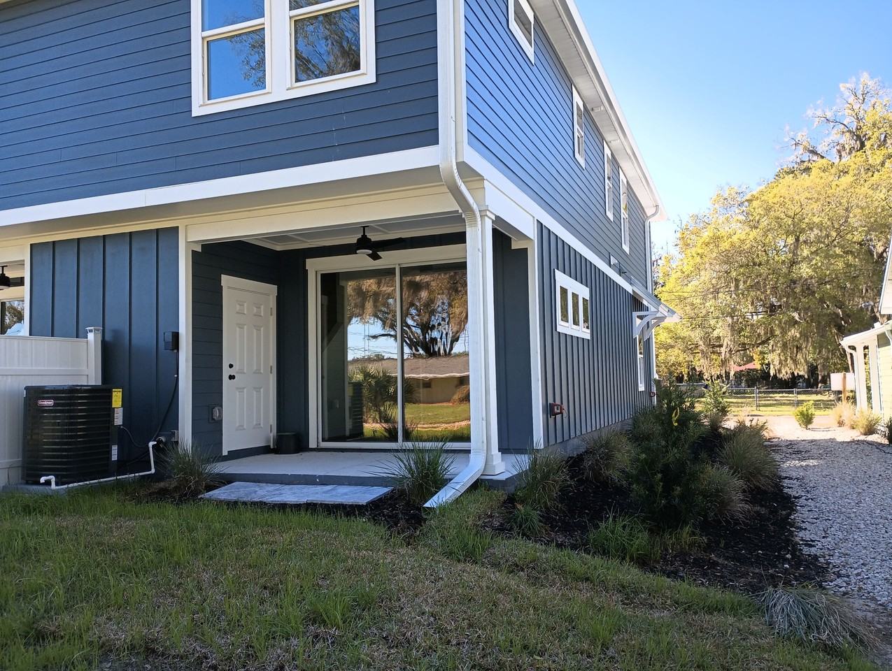 206 W Fox St #NA - Photo 5 of 36