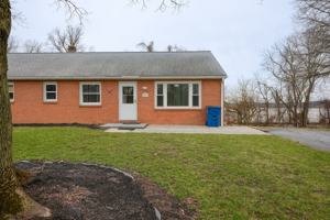 featured image of 2305 River Rd