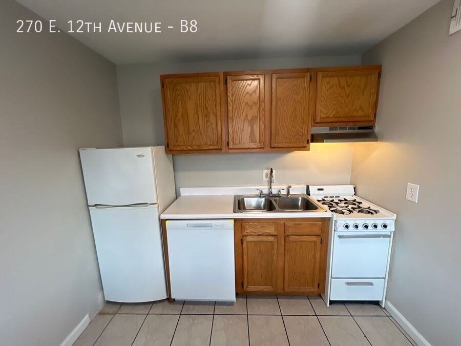 270 E 12th Ave #B8 - Photo 4 of 20