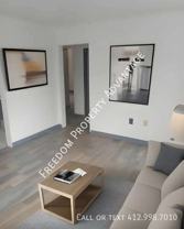 1943 Broadway Ave #B - Photo 1 of 1